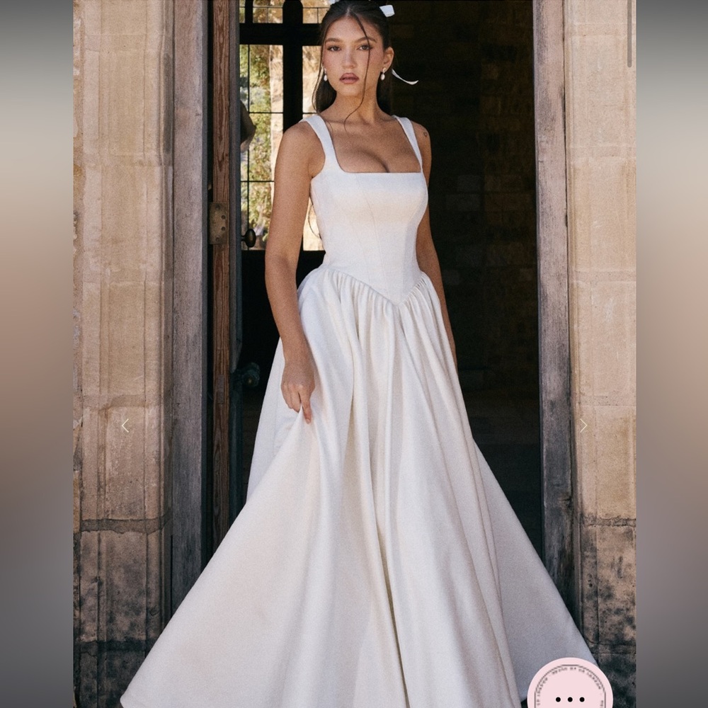House of cb Lilliana wedding dress size L